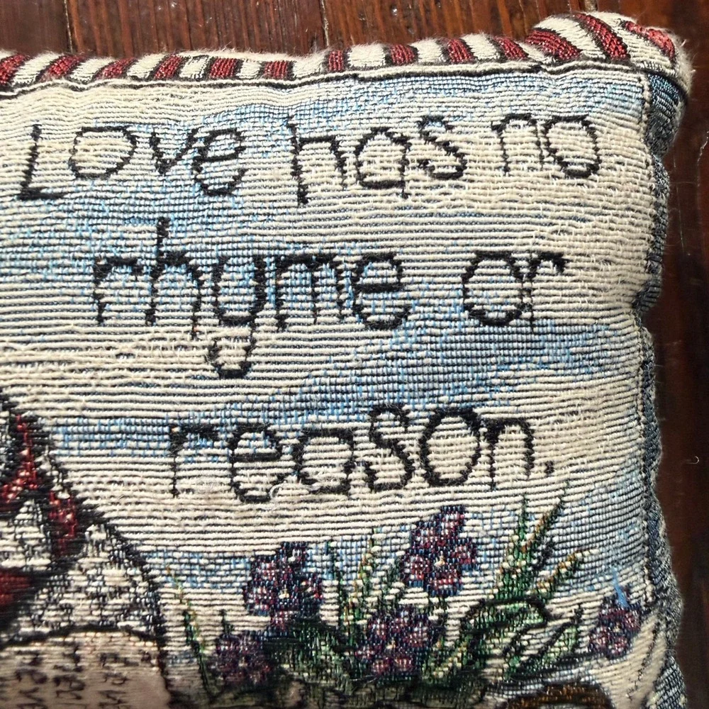 Boyds Bears & Friends Tapestry Accent Pillow Love Has No Rhyme‎ Or Reason Teddy